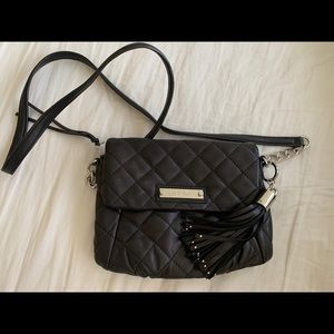 CALVIN KLEIN LEATHER CROSSBODY